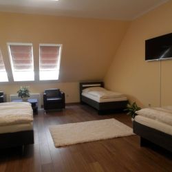 4 ágyas szoba - Nagyrét Panzió Eger 4 ágyas szoba - Nagyrét Panzió Eger
