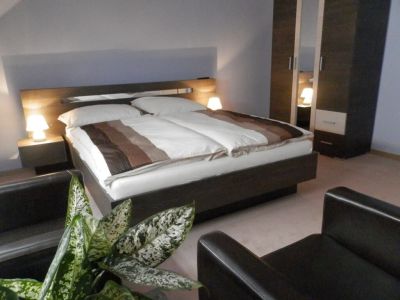 Családi szoba - Nagyrét Panzió Eger Családi szoba - Nagyrét Panzió Eger